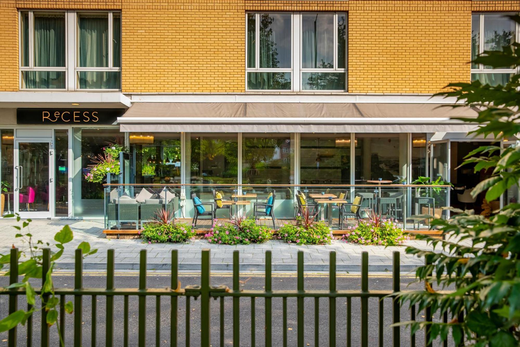 Hilton Garden Inn Bristol City Centre Exterior foto